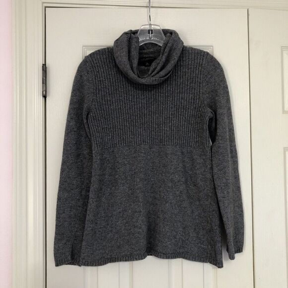 2/$30 Banana Republic Women Luxury Cashmere Wool Ribbed Turtleneck Sweater Sm - Picture 1 of 7